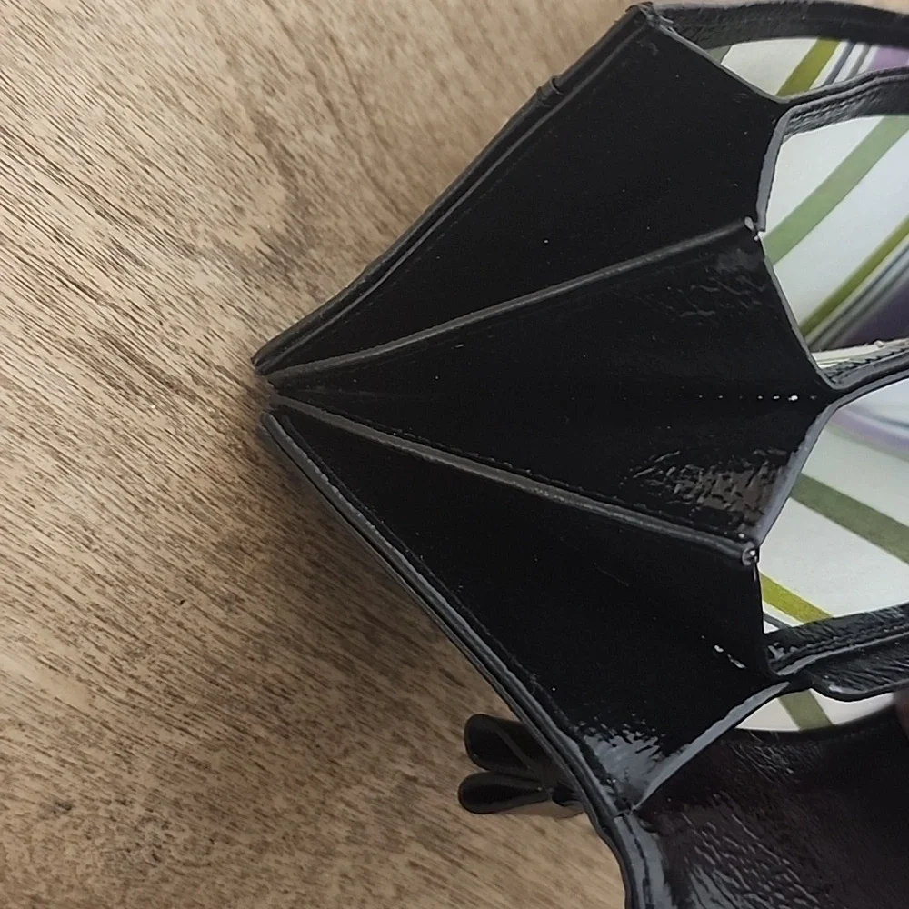 Franklin Covey Black Patent Leather Wallet with Tabs